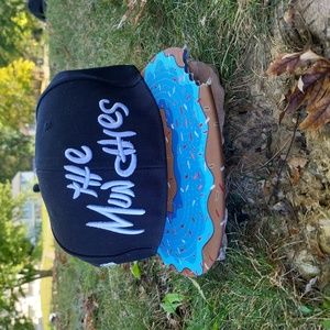 NWT MUNCHIES SNAP BACK HAT